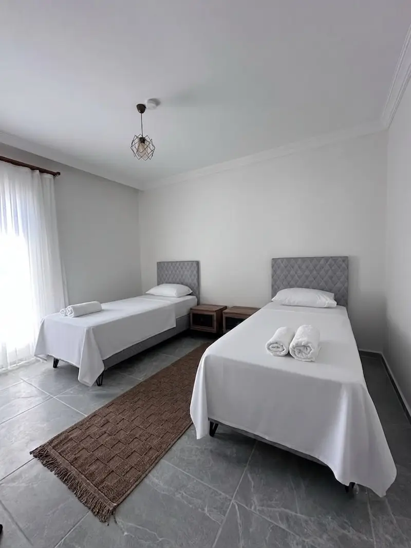 Villa Atlas'ın iki tek yataklı yatak odası